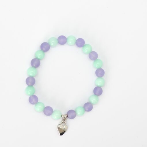 Lys grønn jade og lilla armbånd