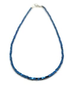 Kjede blå kuber 2x2mm