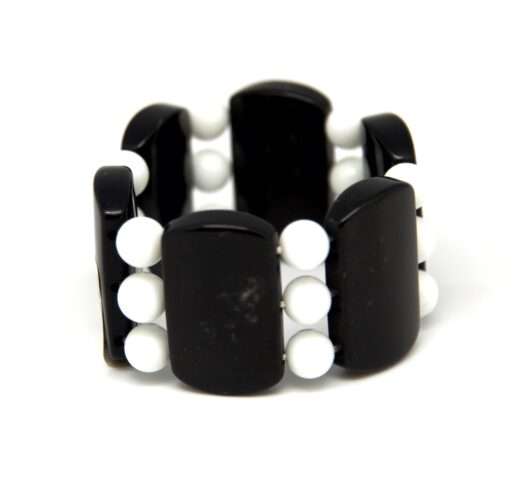 Kraftig  sort/hvitt armbånd