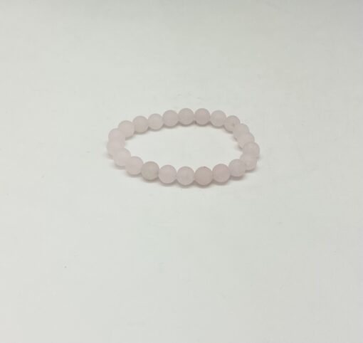 Armbånd i matt rosa kvarts
